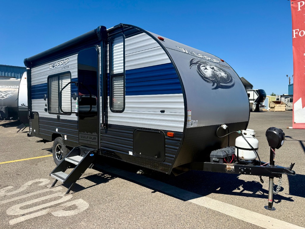 2022 Wolf Pup 16FQ - Image 1
