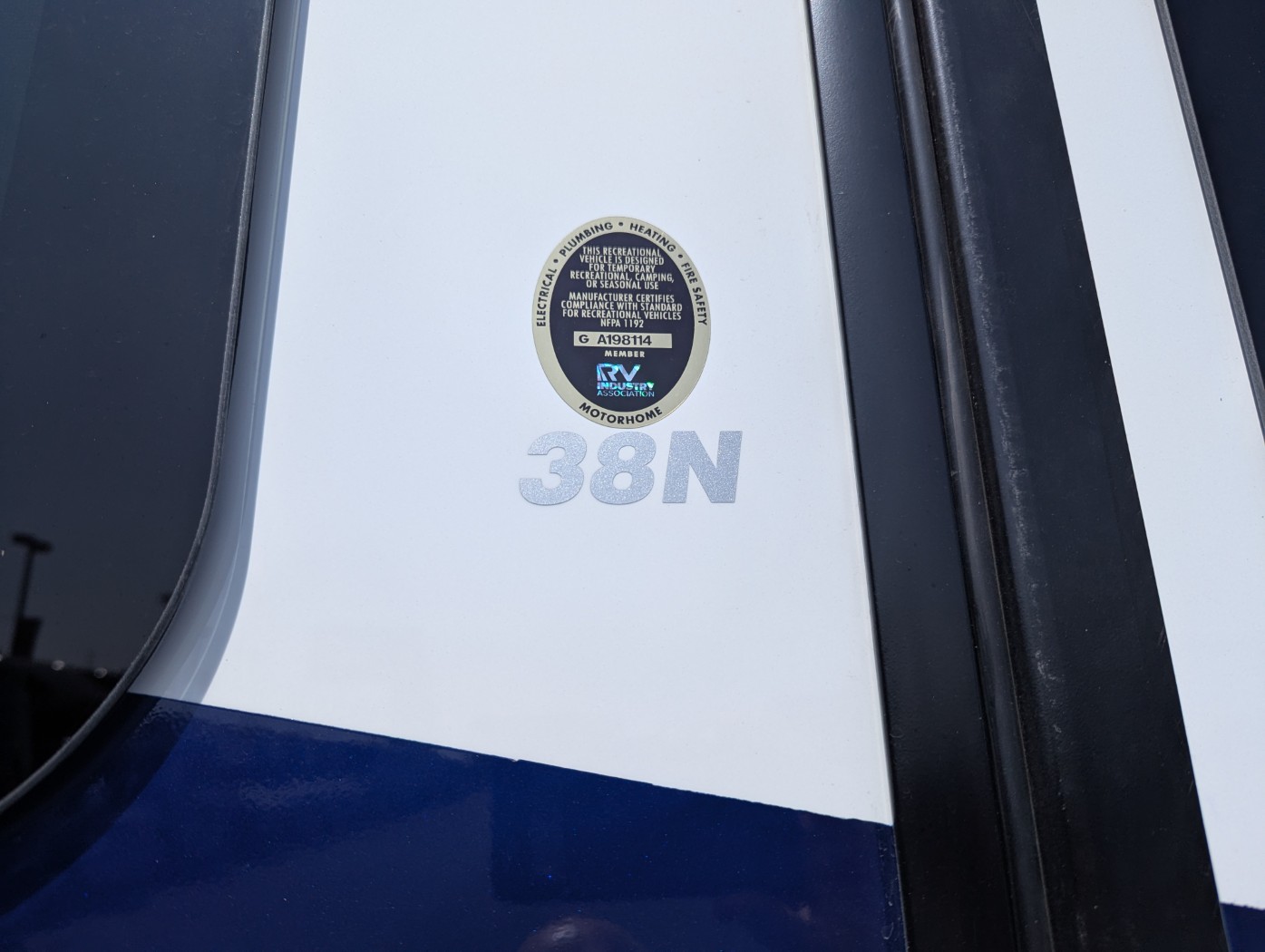 2026 Fleetwood Discovery 38N - Image 7