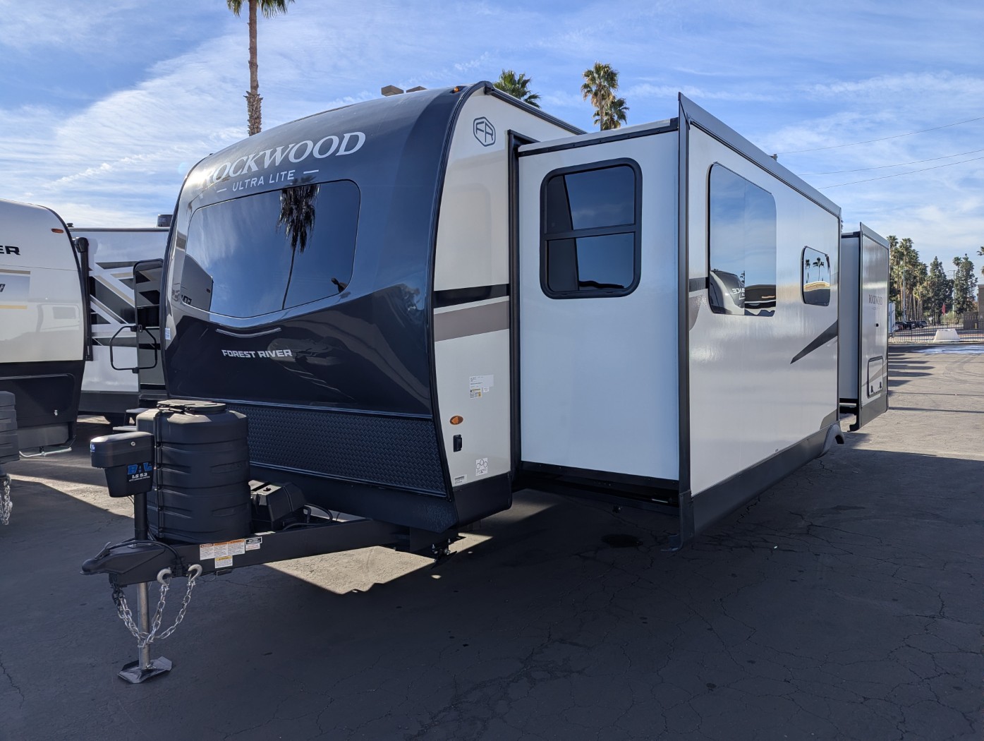 2026 Forest River Rockwood Ultra Lite 2608BS - Image 3
