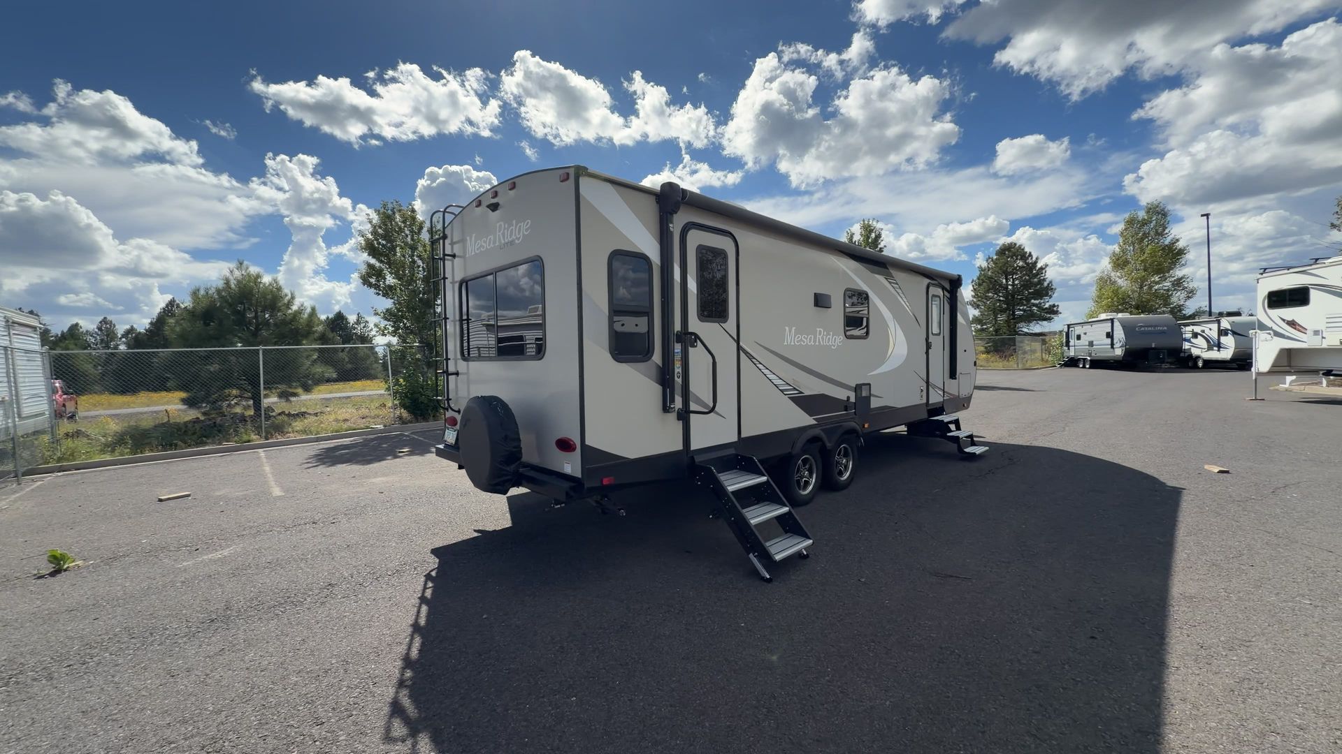 2021 Highland Ridge Mesa Ridge Lite MR2602RL - Image 10