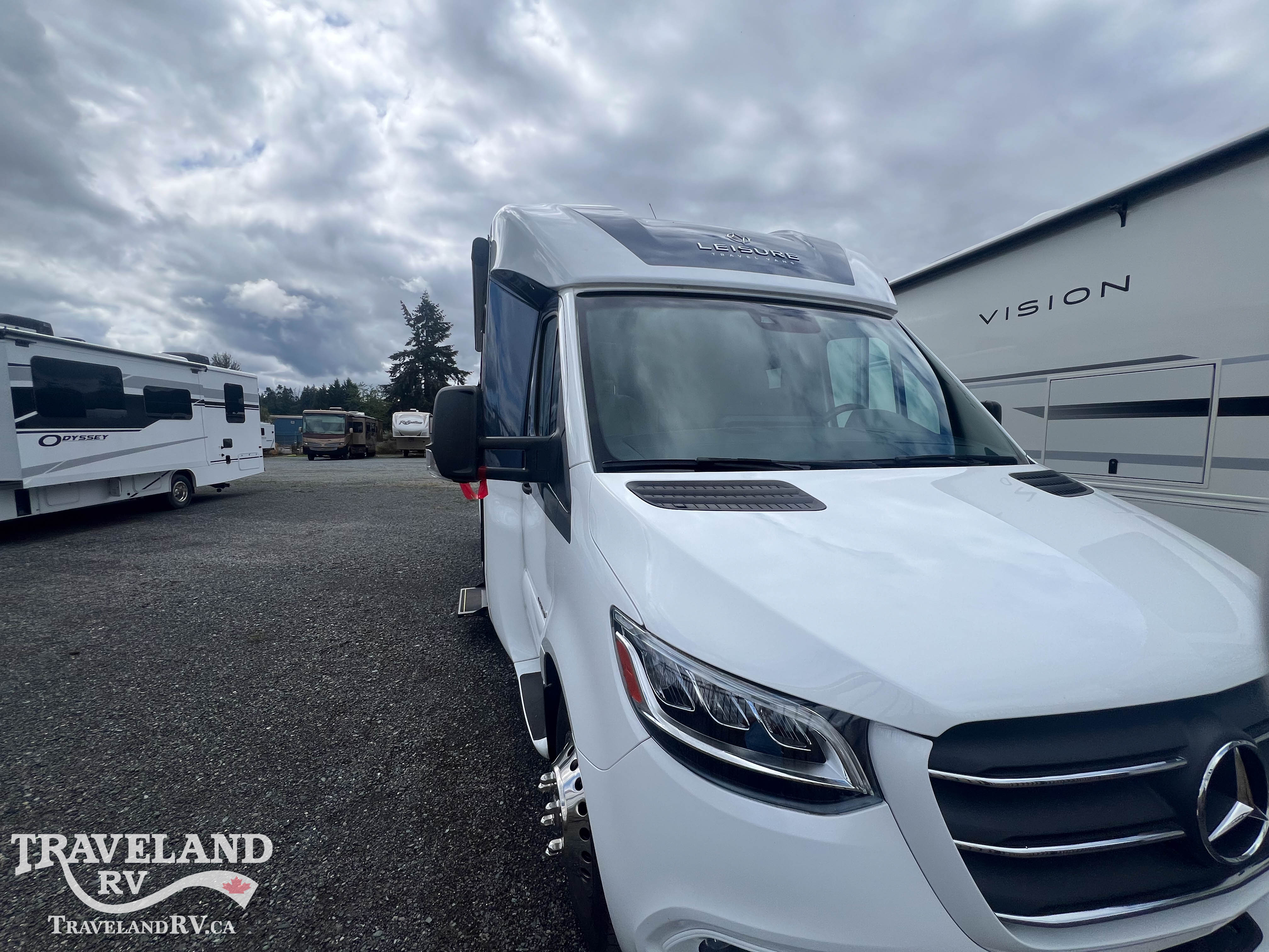 2023 Leisure Travel Unity U24CB - Image 1