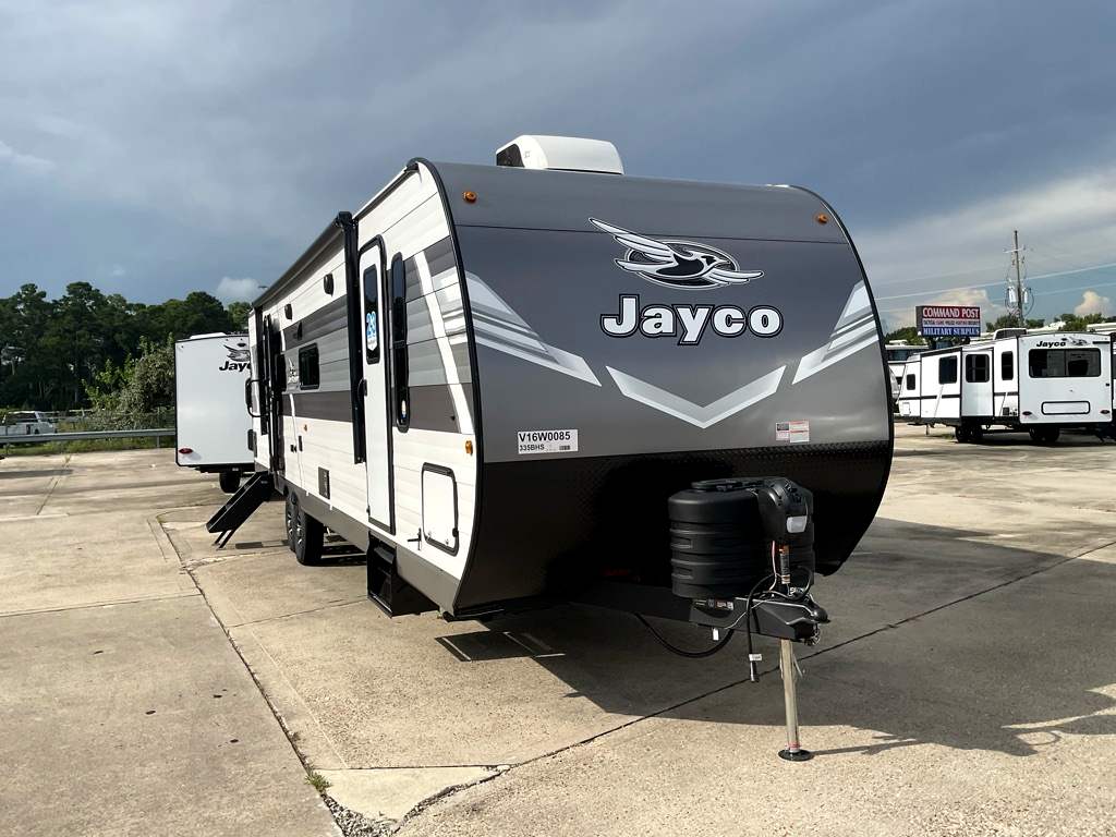 2027 JAYCO Jay Flight 335BHS - Image 3