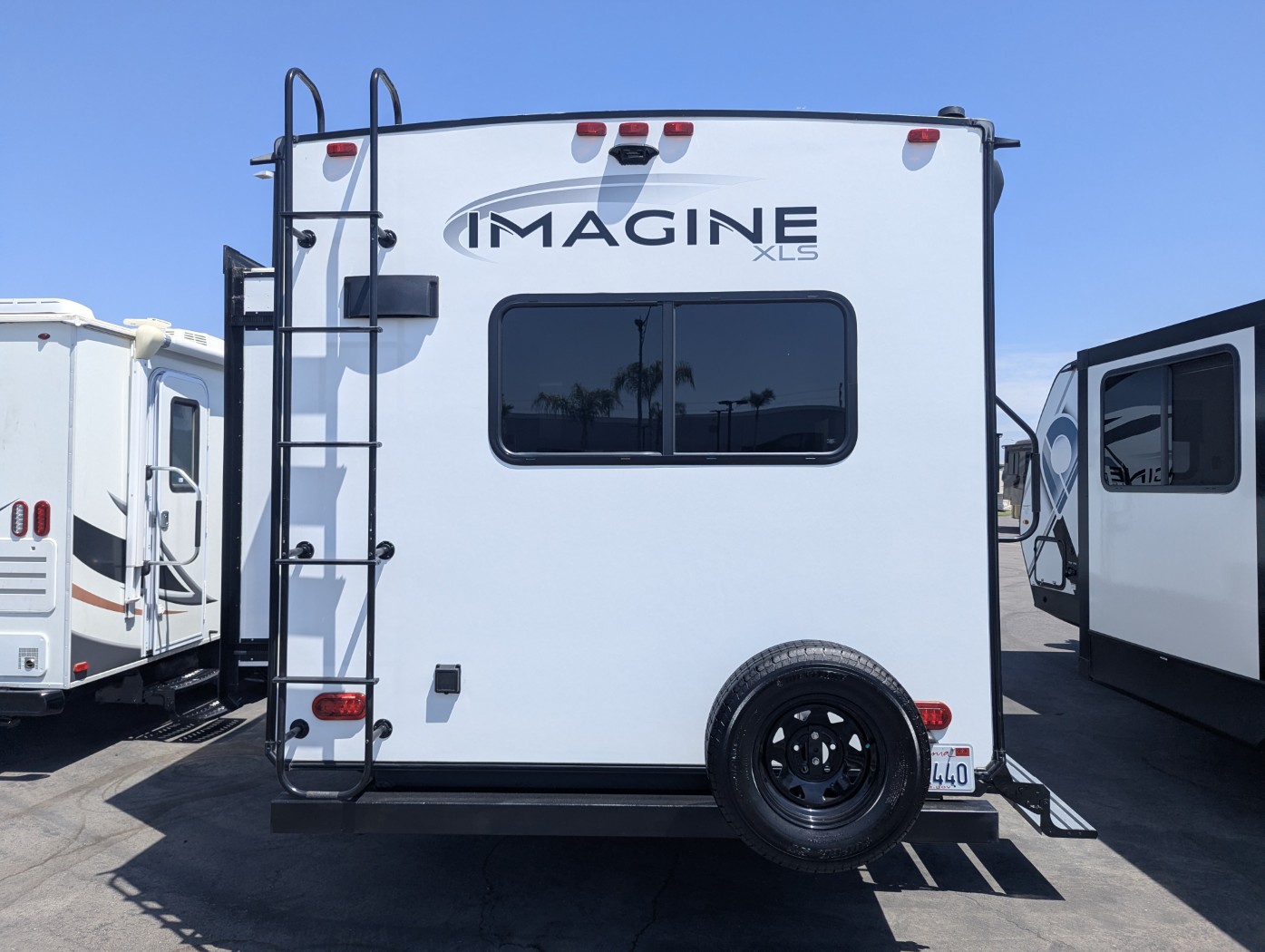 2023 Grand Design Imagine XLS 23LDE - Image 7