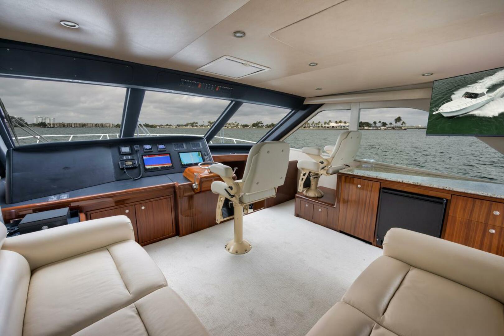 2007 Viking 52 Sport Coupe - Image 13