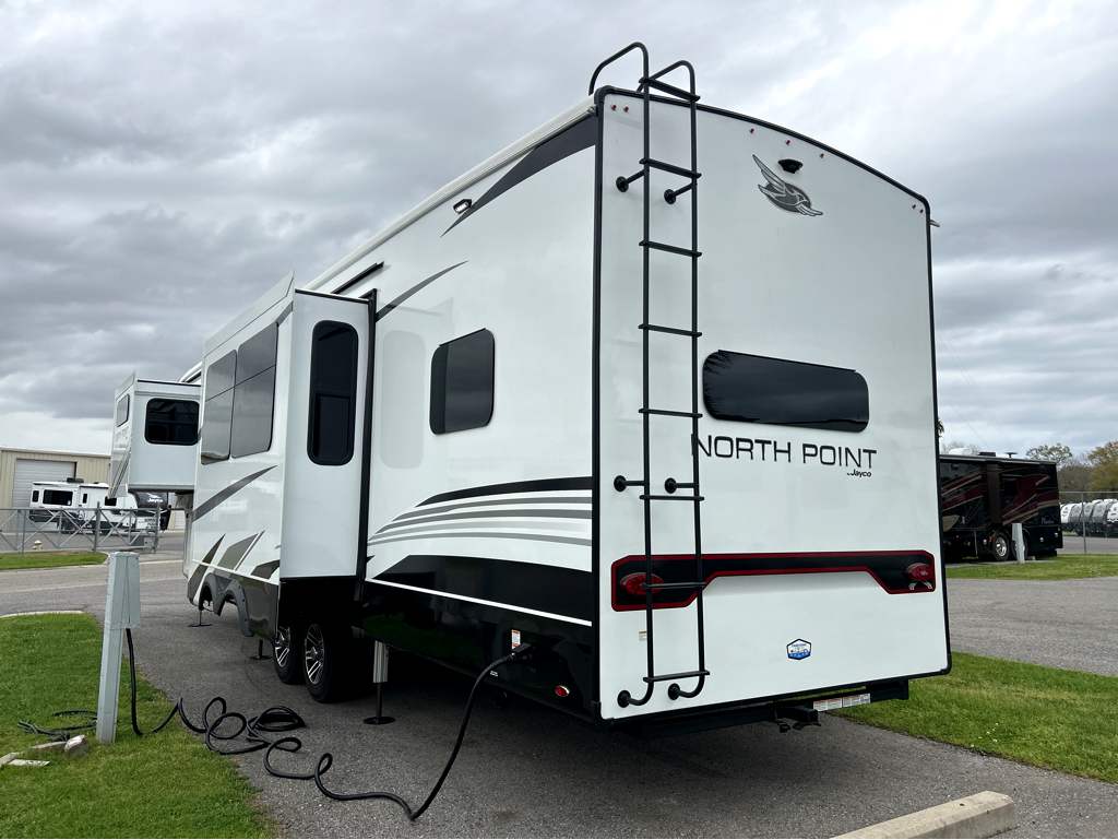 2025 JAYCO NORTH POINT 365RKTS - Image 3
