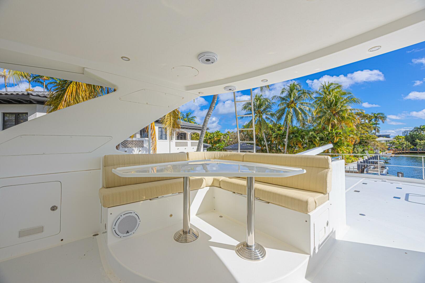 2010 Ocean Alexander 74 Motoryacht - Image 21