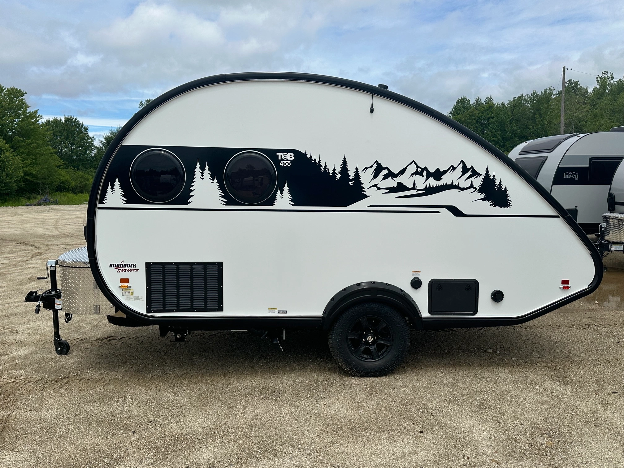 2026 NuCamp TAB 400 Boondock Black Canyon - Image 2