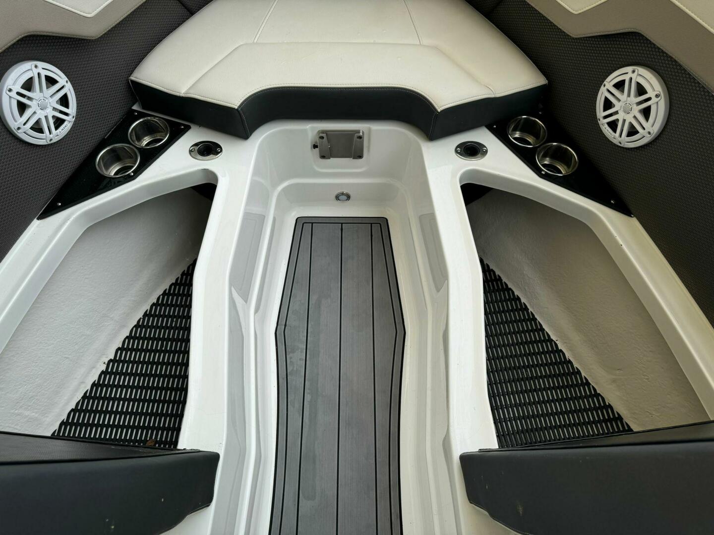 2022 Monterey 278SS - Image 18