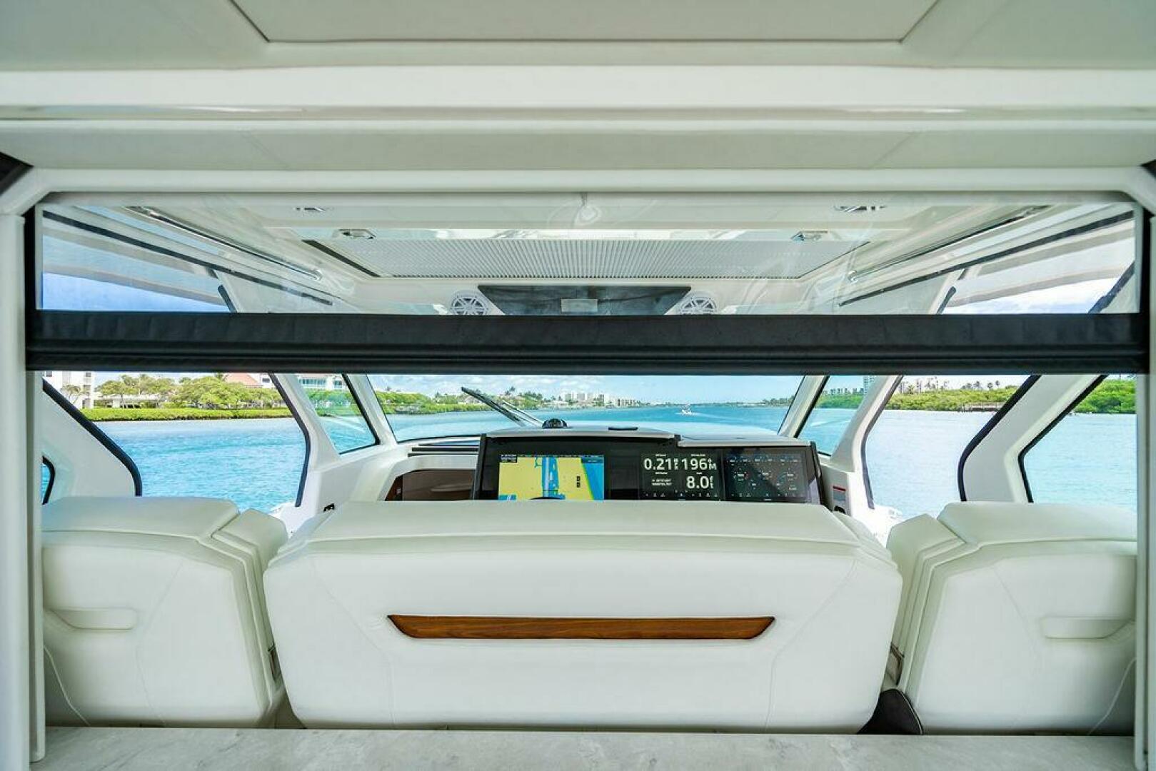 2025 Tiara Yachts 48 LS - Image 33