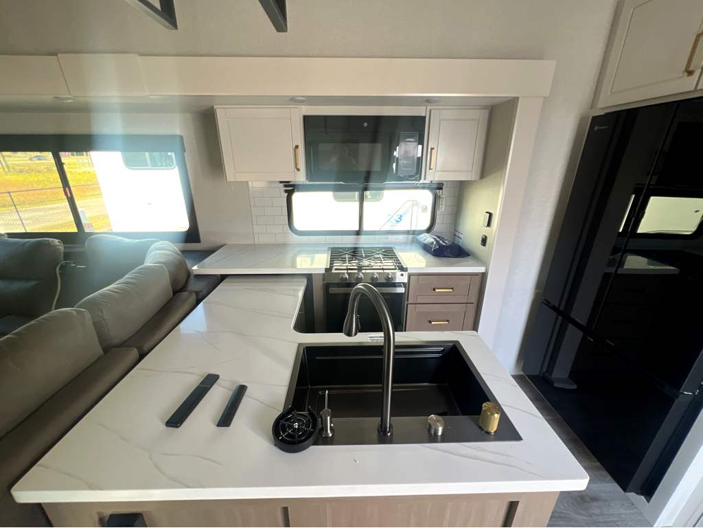 2026 JAYCO EAGLE 335LSTS - Image 16