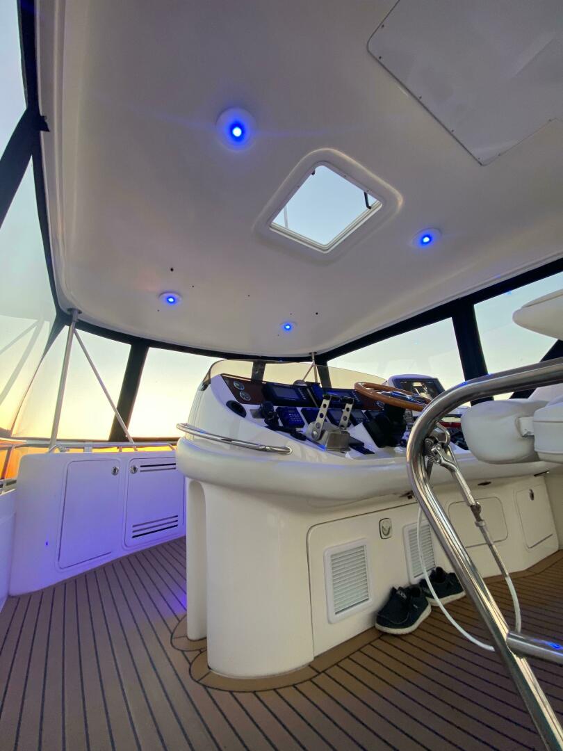 1998 Sea Ray 480 Sedan Bridge - Image 22