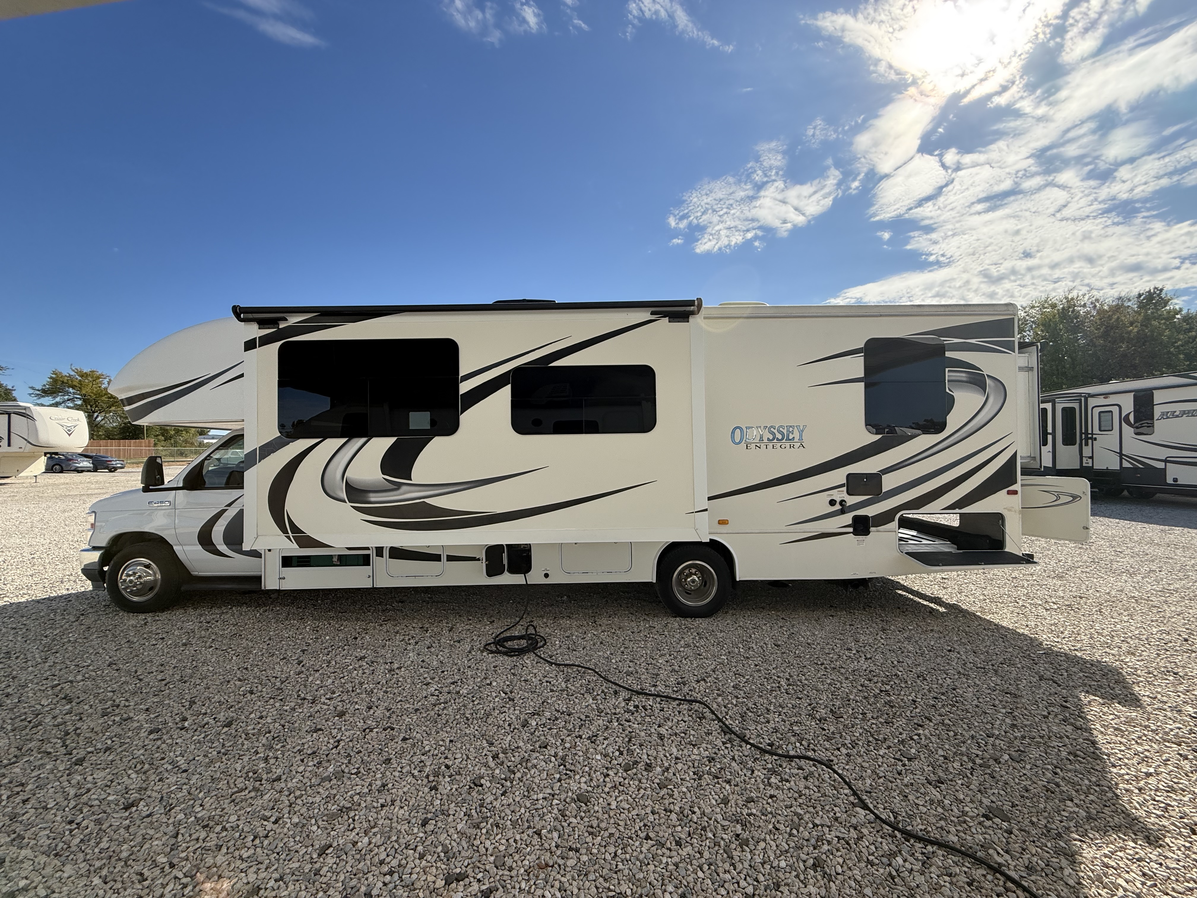 2021 Entegra Coach Odyssey 30Z - Image 4