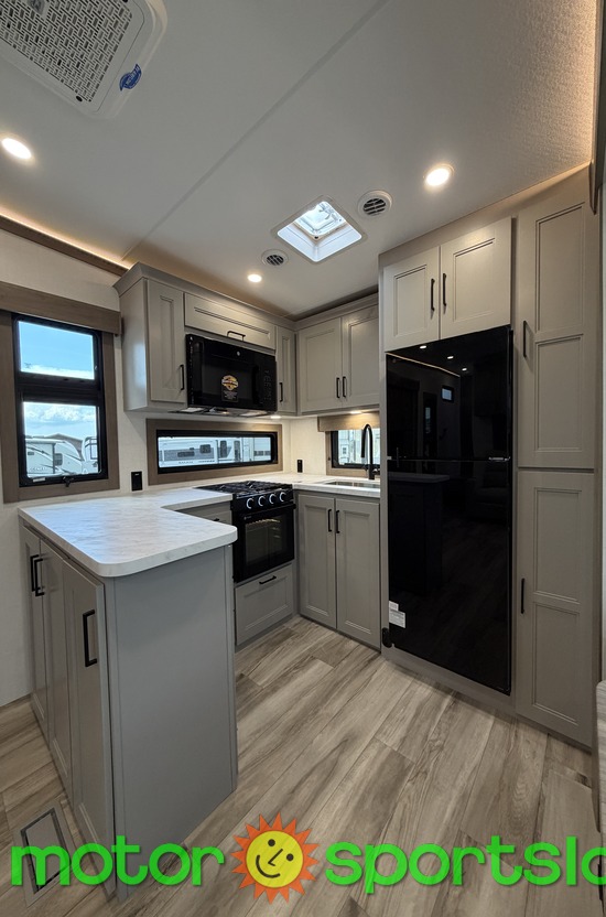 2027 KZ RV Durango Half-Ton D256RKT - Image 16