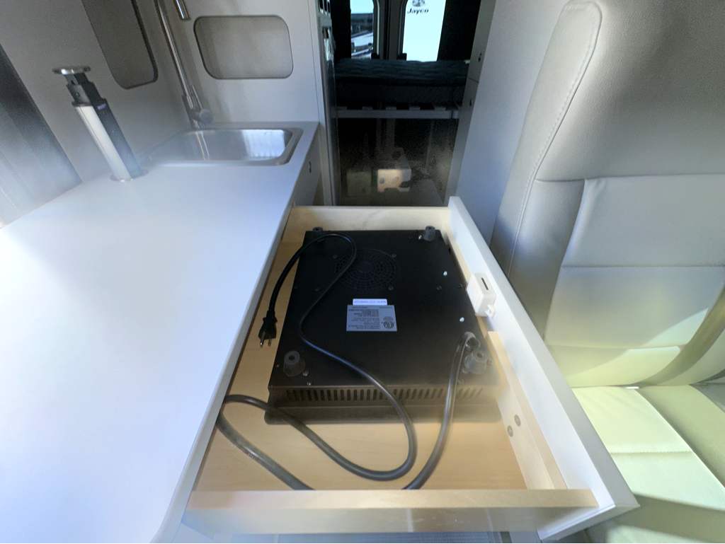 2026 AIRSTREAM RANGELINE - Image 13