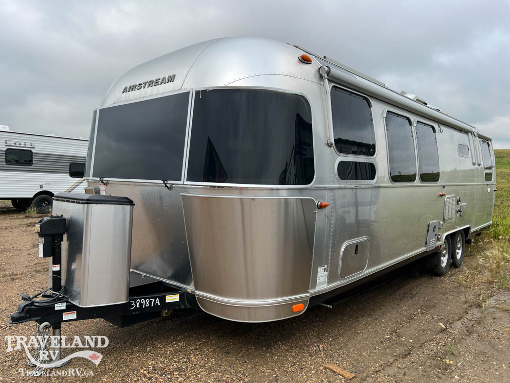 2021 AIRSTREAM FLYING CLOUD 30RB - Image 6