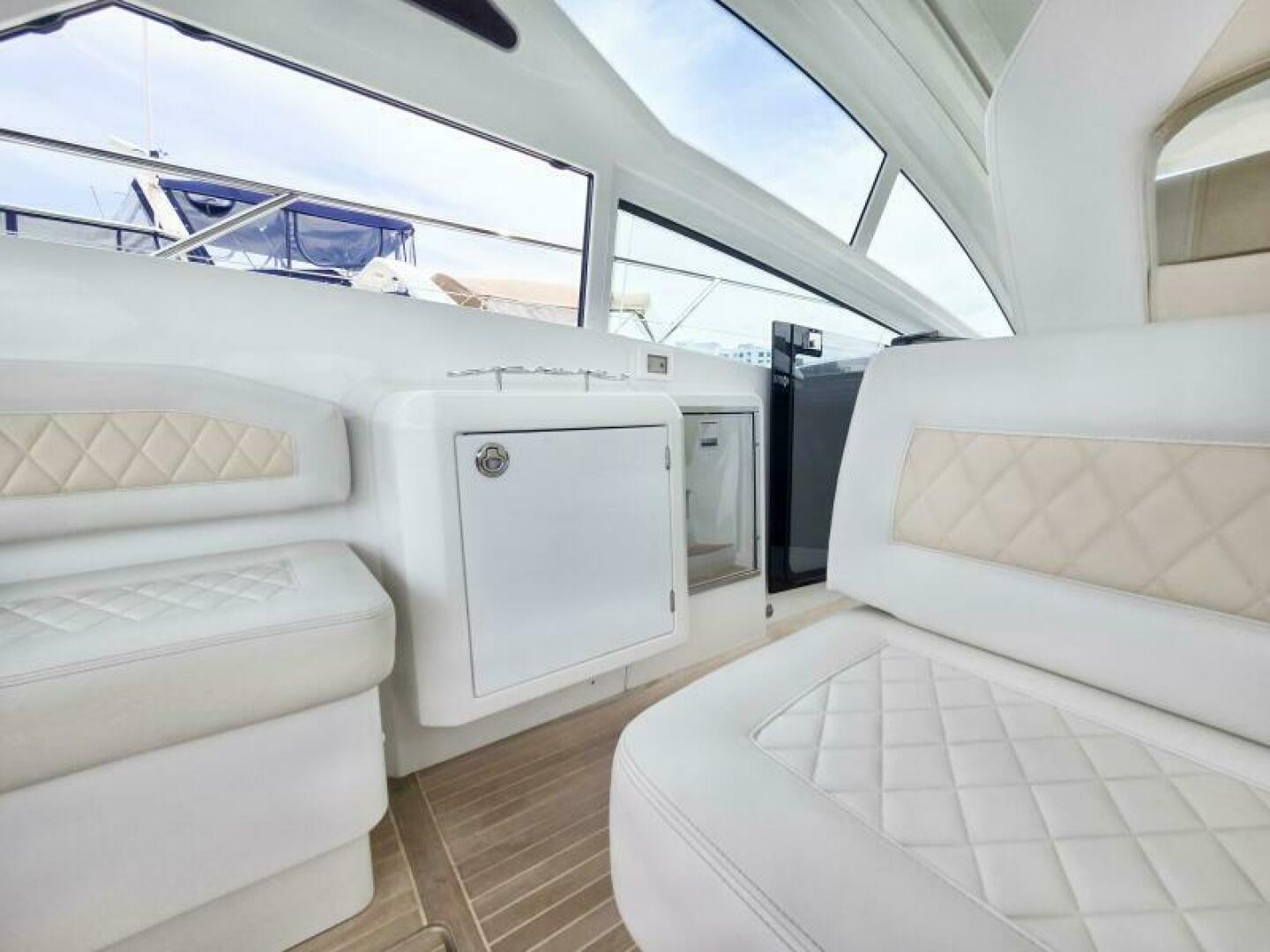 2019 Beneteau Gran Turismo 40 - Image 17