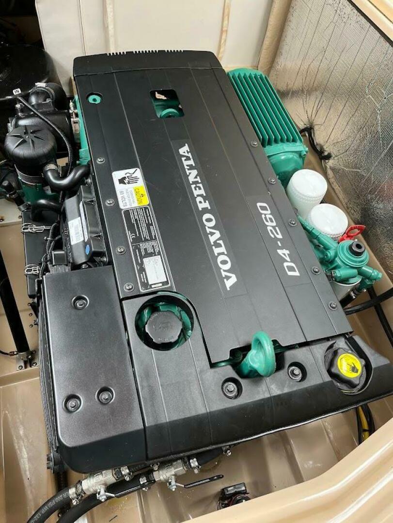 2013 Ranger Tugs R-31 CB - Image 25