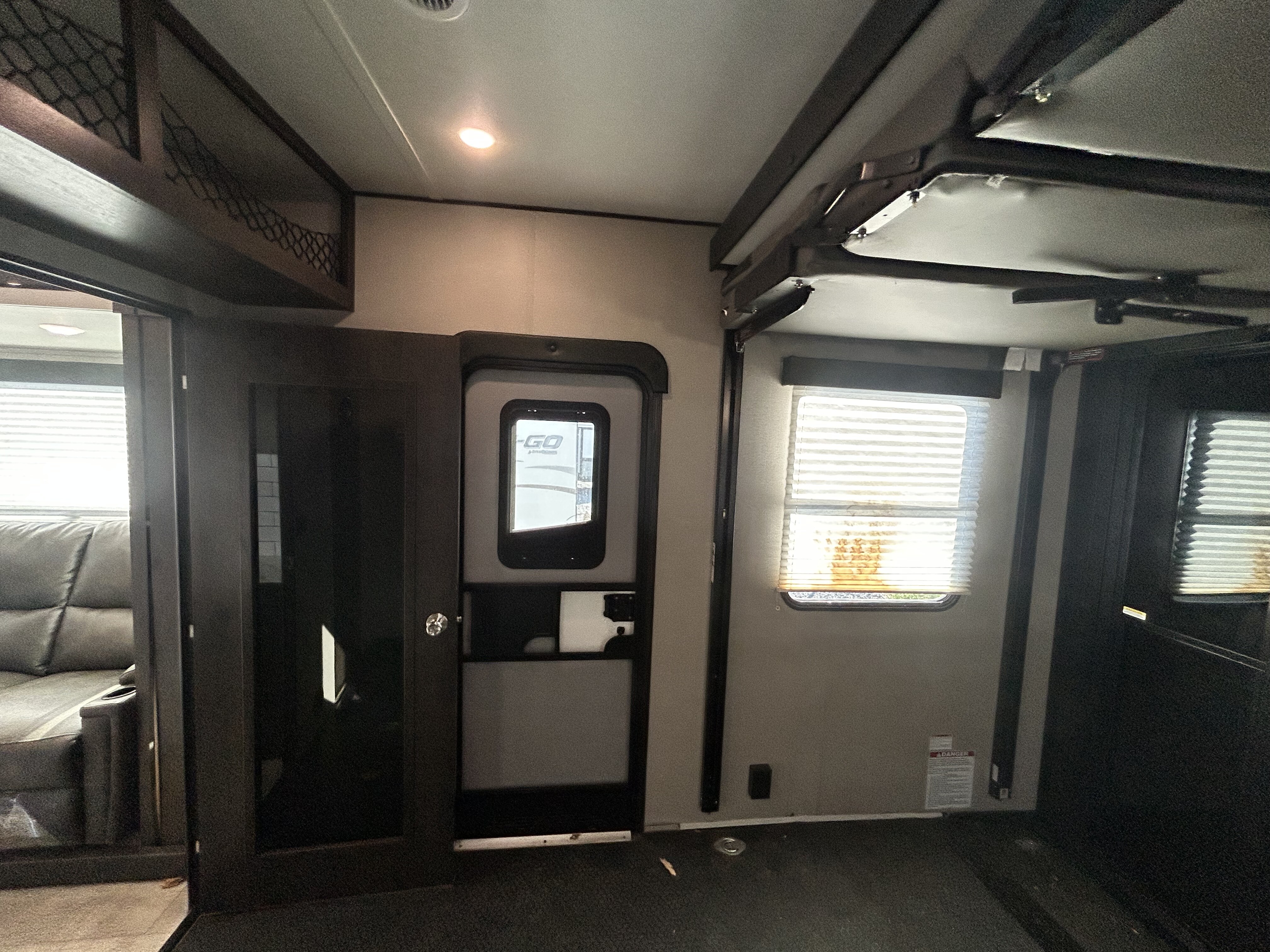 2021 Grand Design Momentum G-Class 29G - Image 23