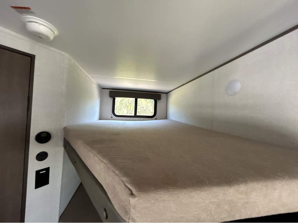 2026 GRAND DESIGN TRANSCEND 27DBX - Image 22