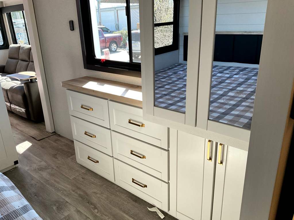 2026 JAYCO Eagle 367 TBTS - Image 25