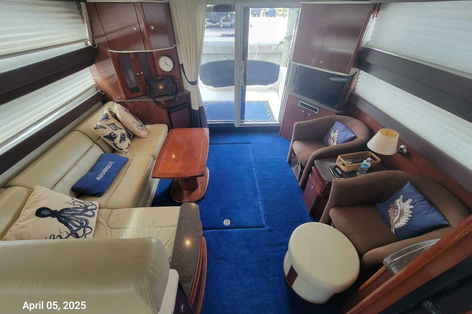 2011 Meridian 441 Sedan - Image 23