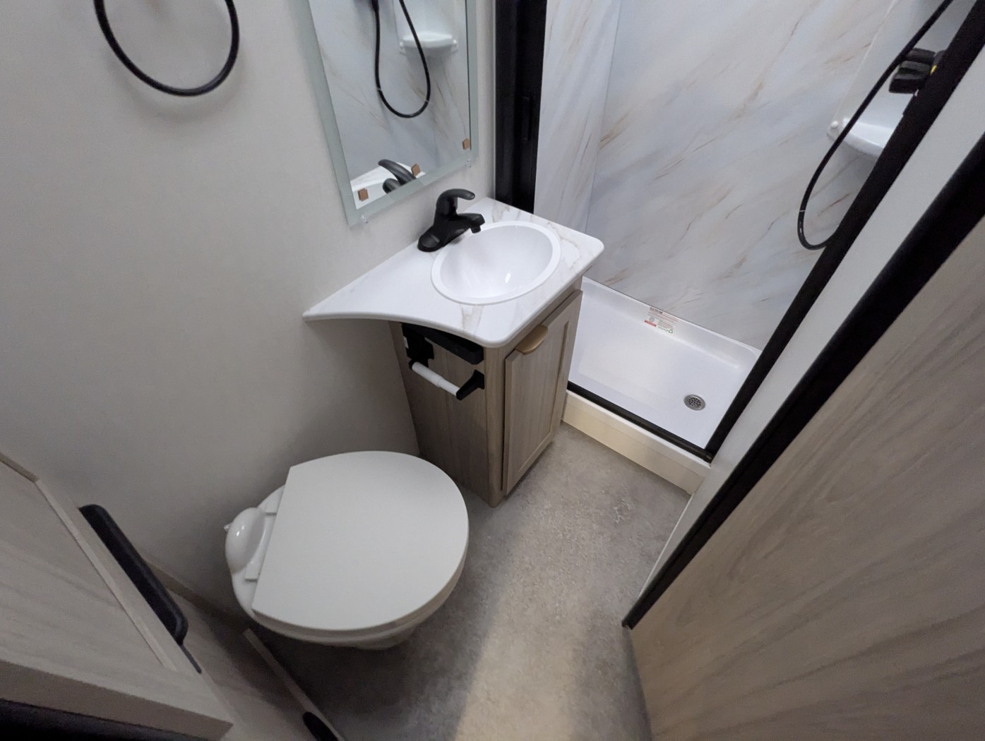 2027 Coachmen Cross Trail 26XG - Image 32