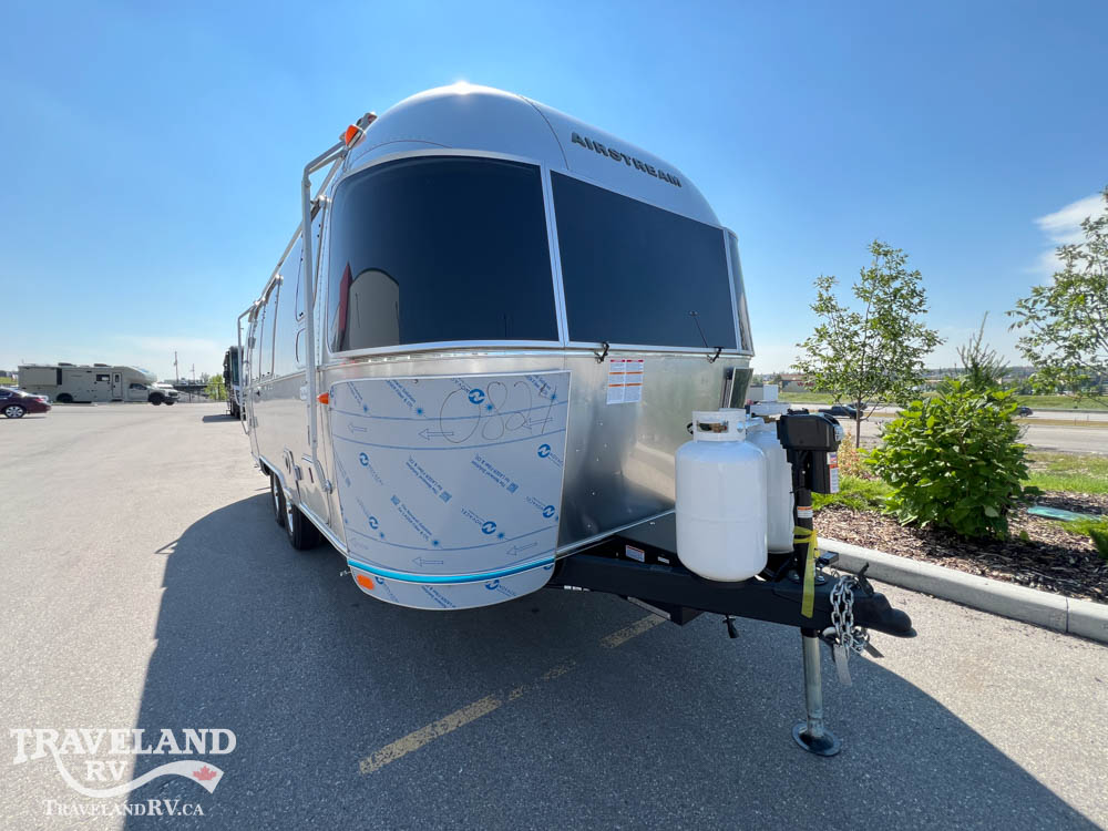 2027 Airstream Flying Cloud 23FBQ - Image 1