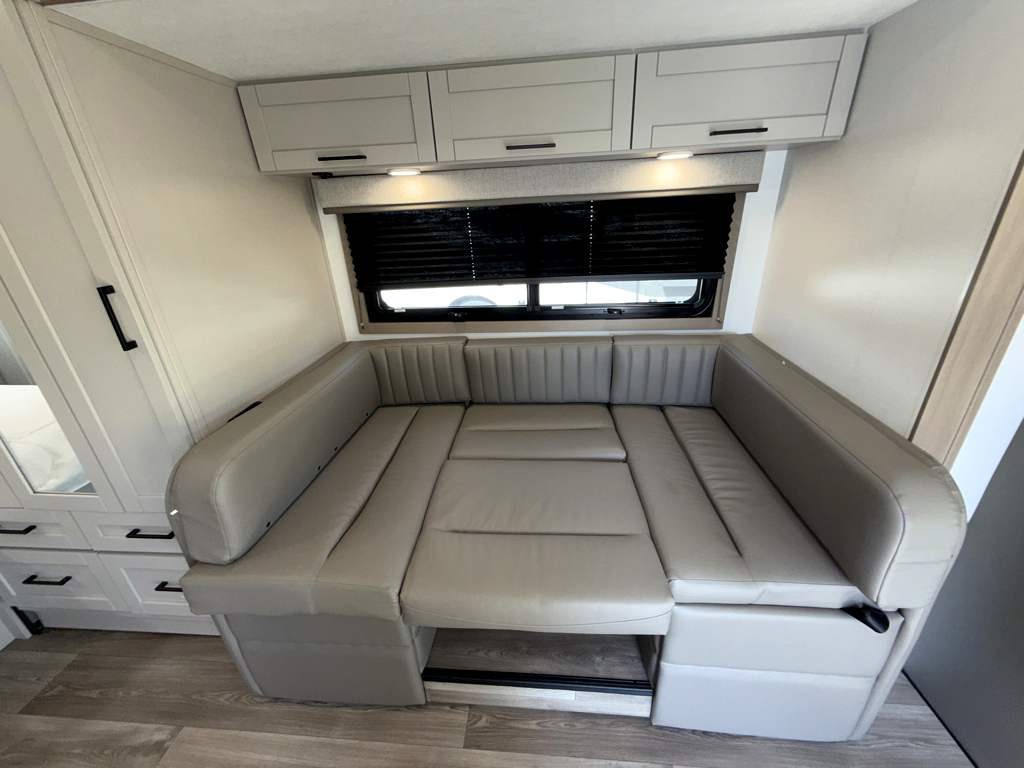 2027 ENTEGRA COACH ODYSSEY 24B - Image 16