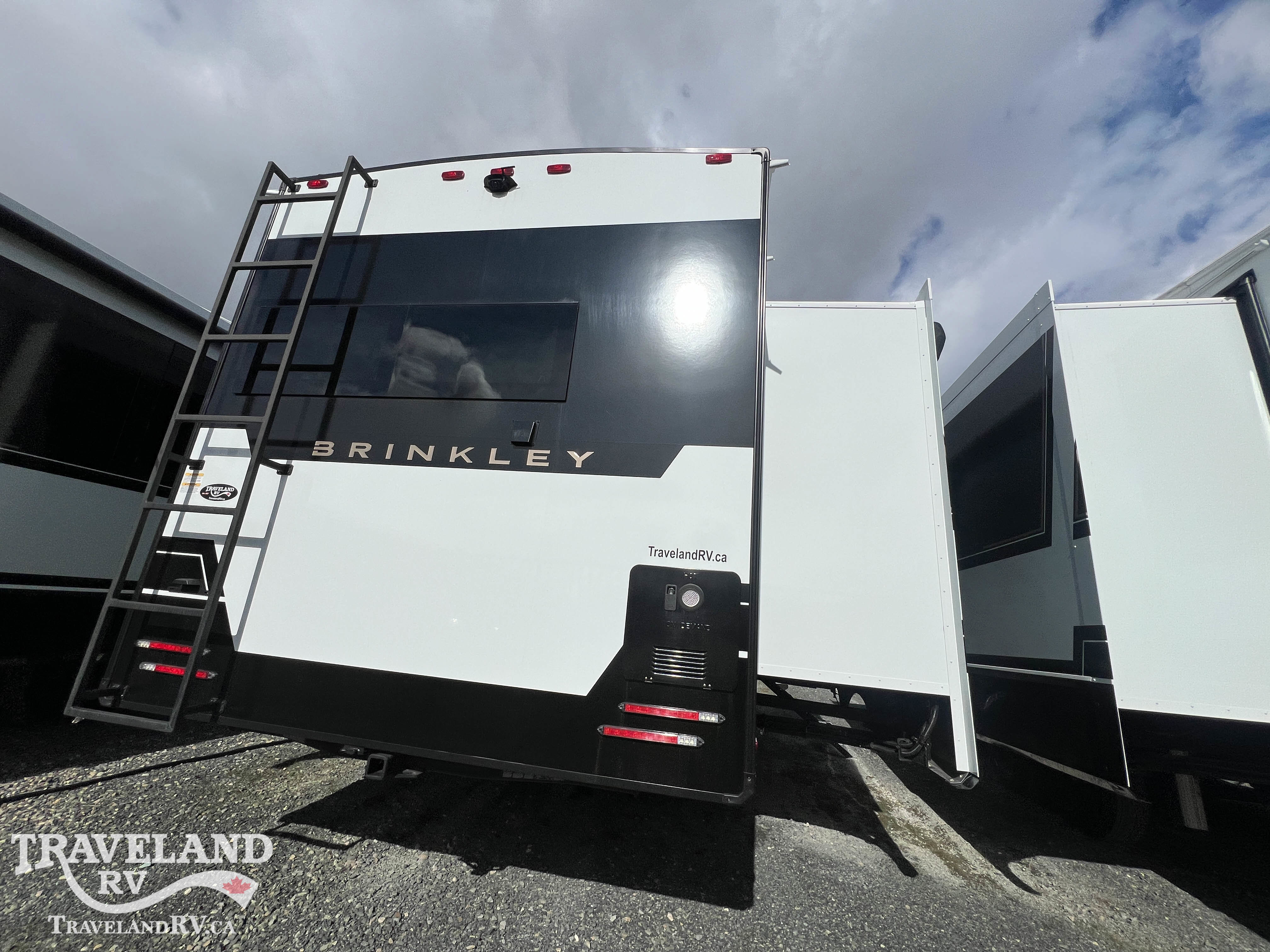 2026 Brinkley RV Model Z 2700 - Image 4
