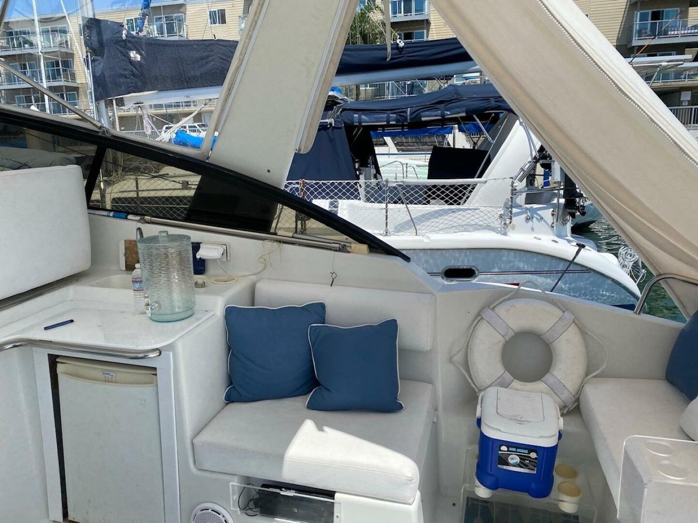 1993 Silverton 38 Express - Image 3