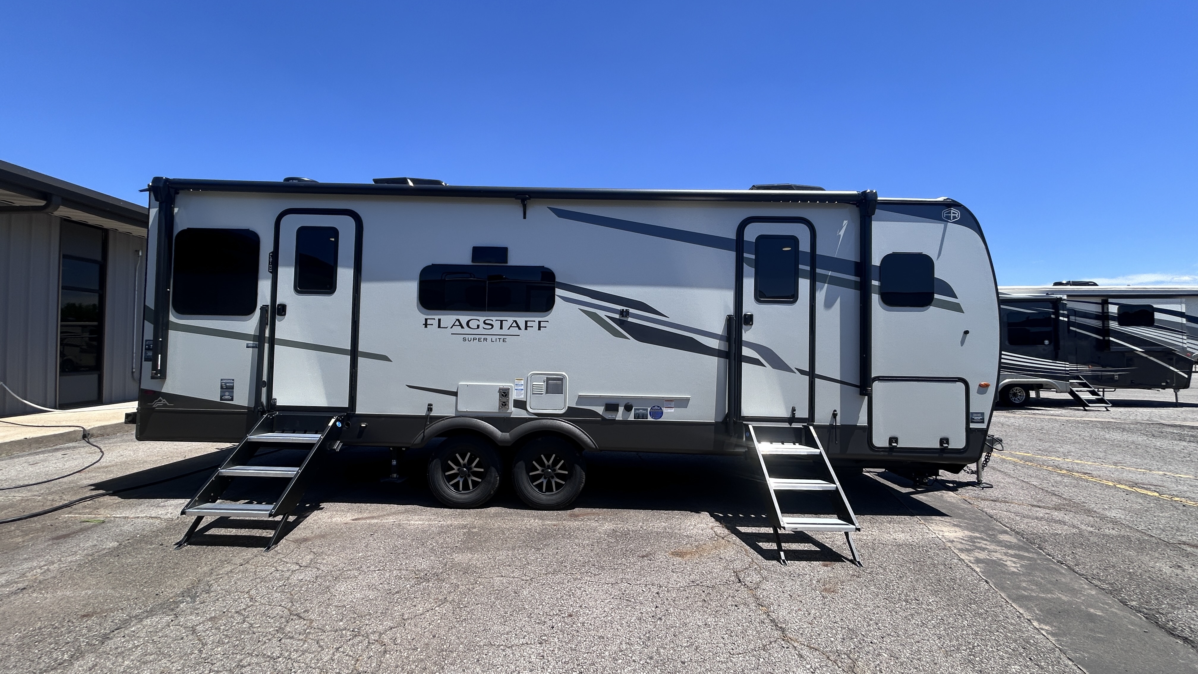 2026 Forest River Flagstaff Super Lite 26SRD - Image 2