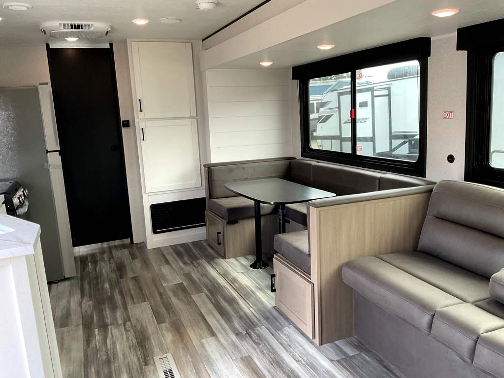2026 Jayco Jay Flight SLX 380DQS - Image 13