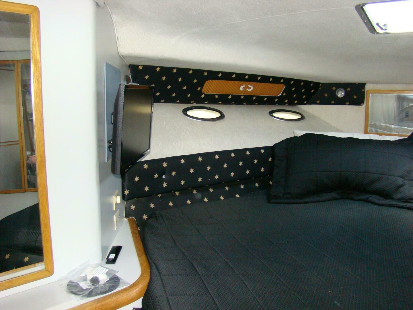 1991 Sea Ray 480 Sundancer - Image 42