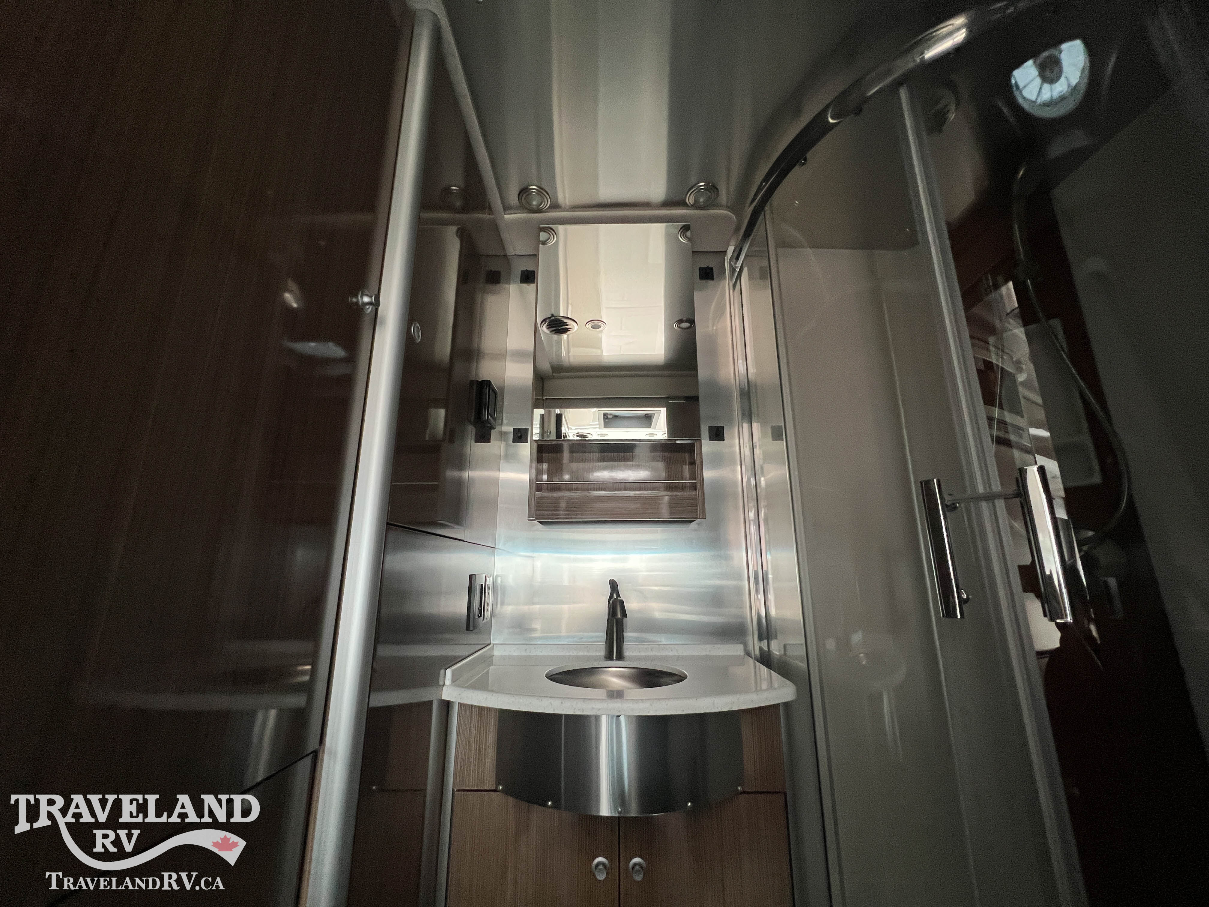 2019 Airstream Atlas Murphy Suite - Image 34