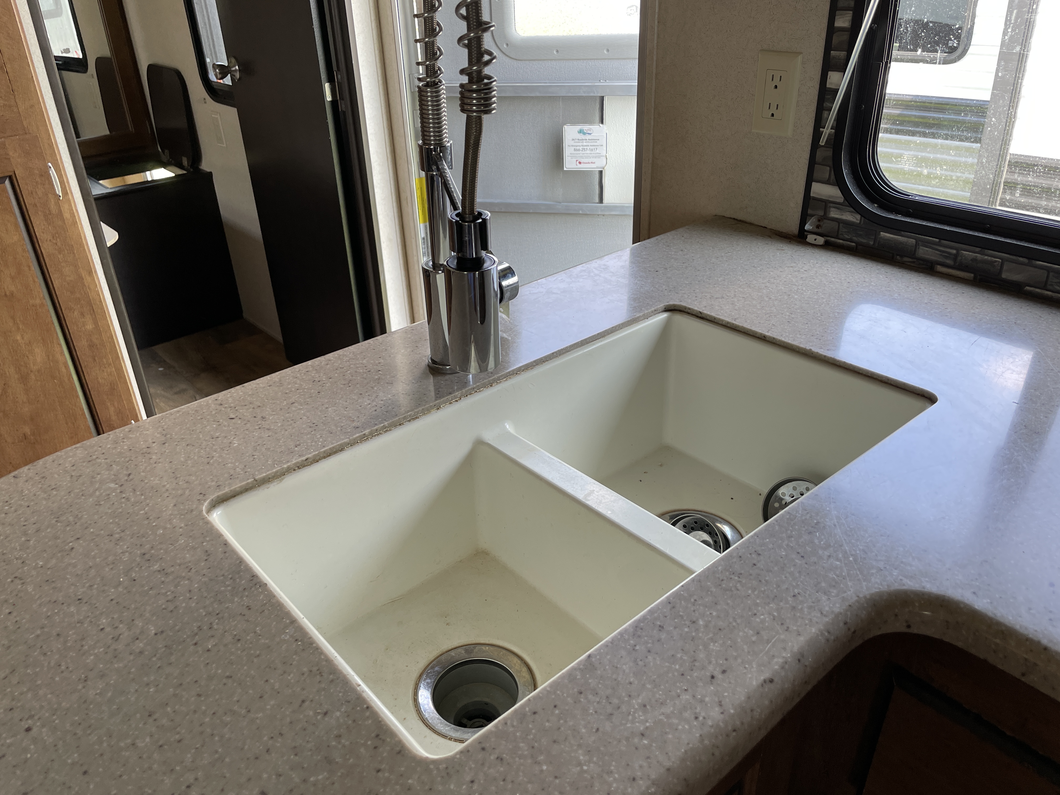 2017 Forest River Wildwood 28CKDS - Image 13