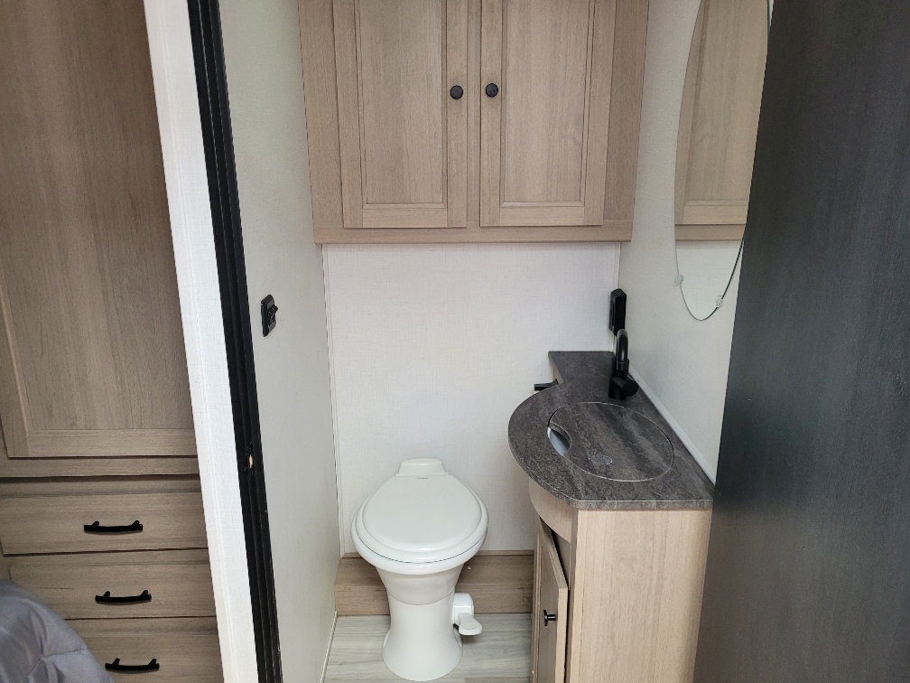 2026 Forest River Sunseeker 3010DS - Image 15