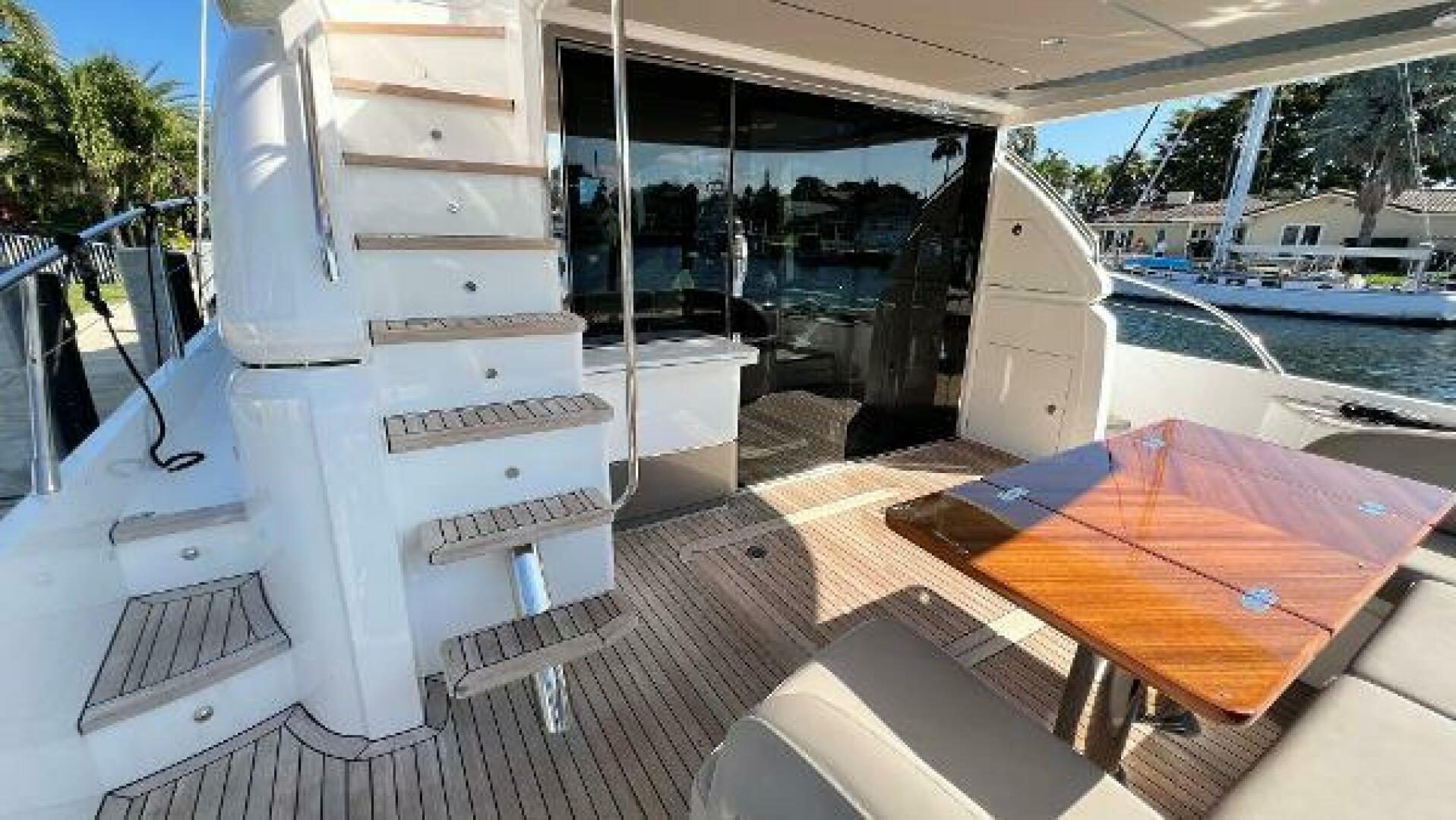2019 Princess F62 - Image 42