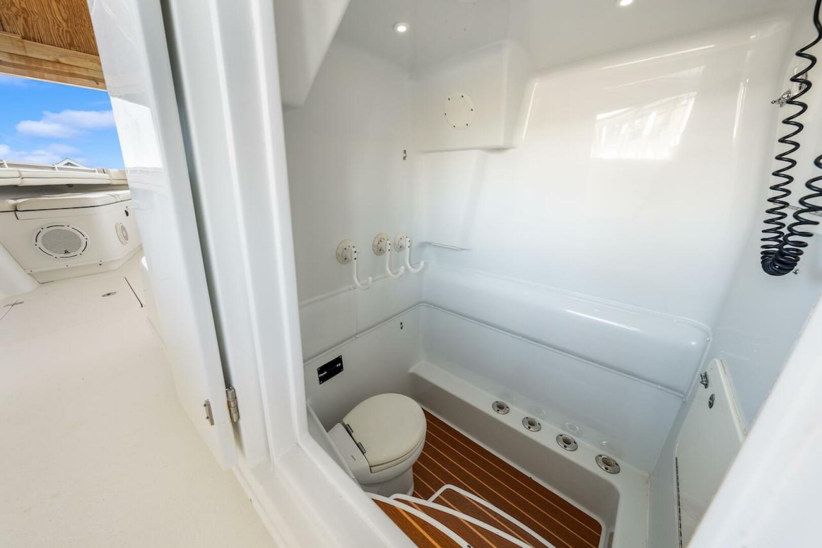 2013 Yellowfin 39 Offshore - Image 40