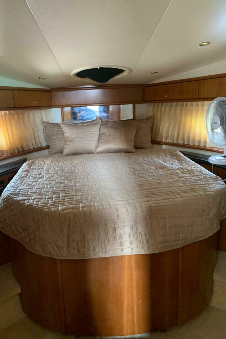 2001 Carver 396 Aft Cabin MY - Image 75