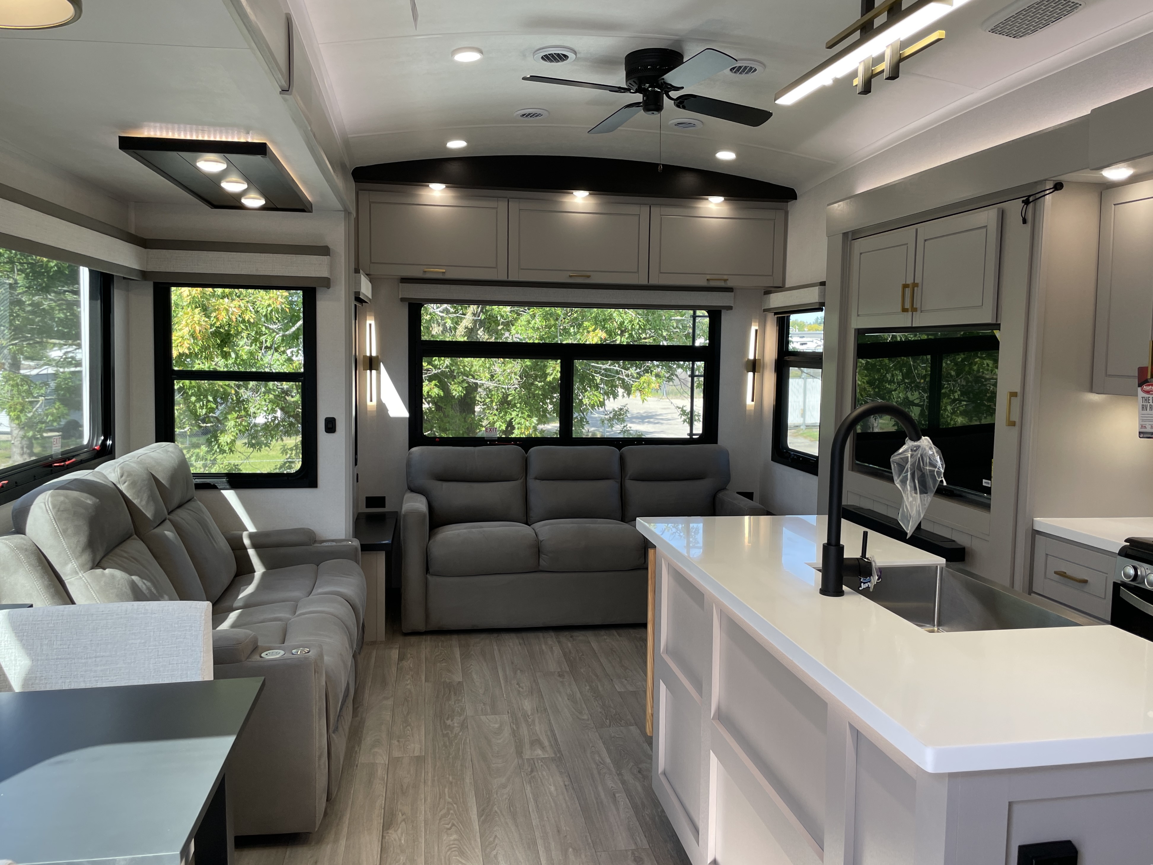 2027 Jayco North Point 361RLBH - Image 8