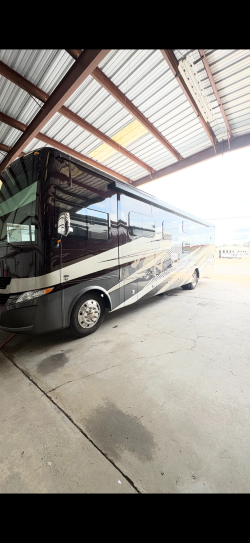 2025 TIFFIN ALLEGRO 36 UA - Image 2