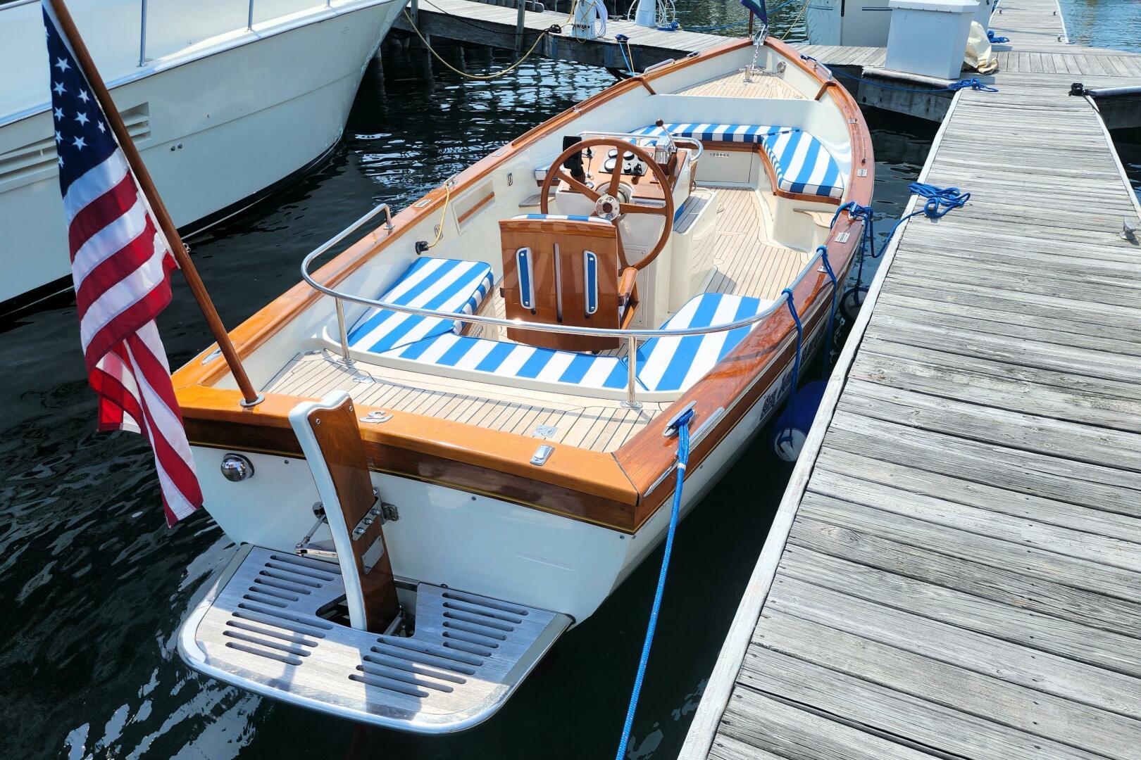 2007 Custom Flanders Bay 27 - Image 2