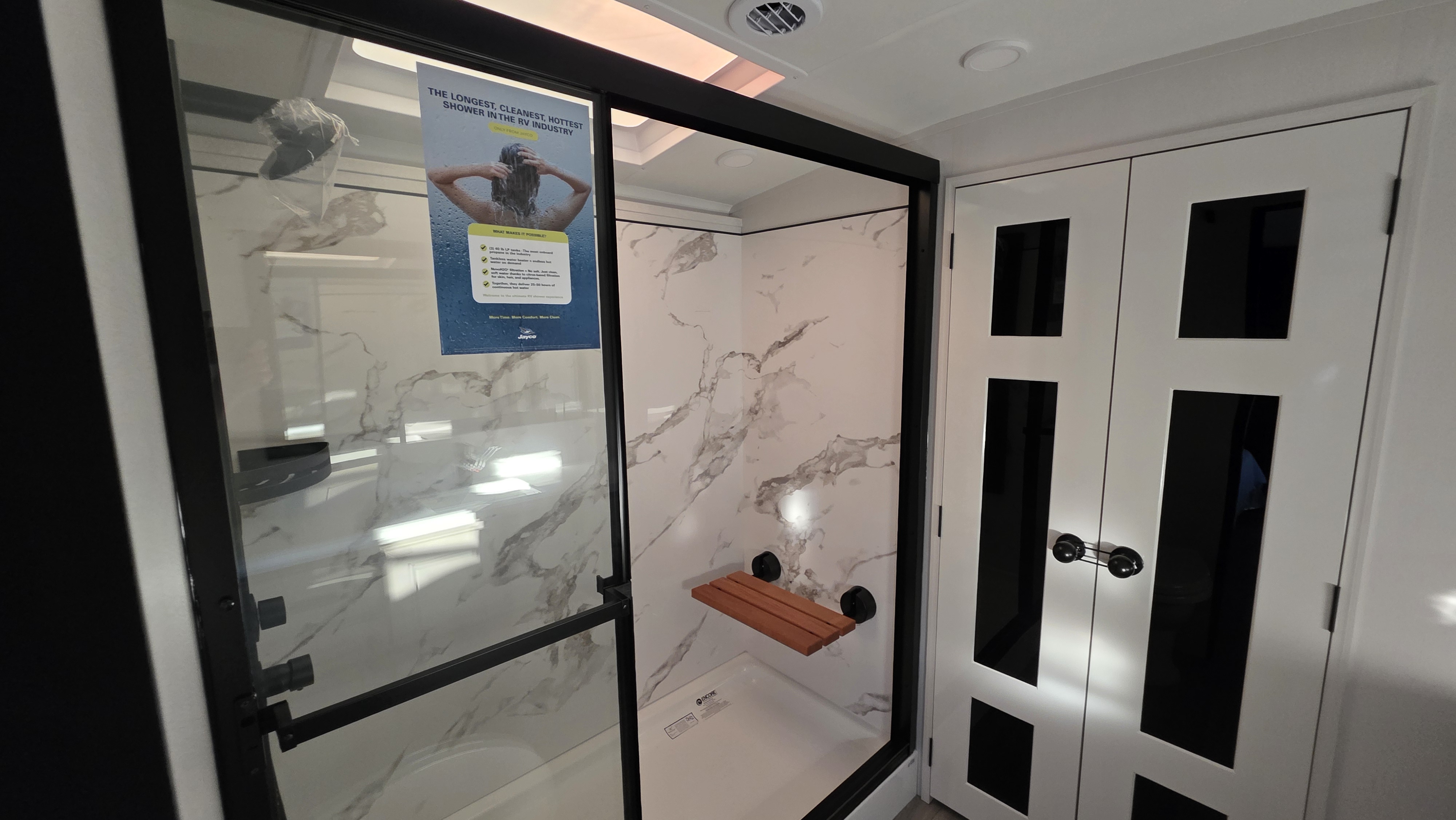 2027 JAYCO PINNACLE 38FBRK - Image 24