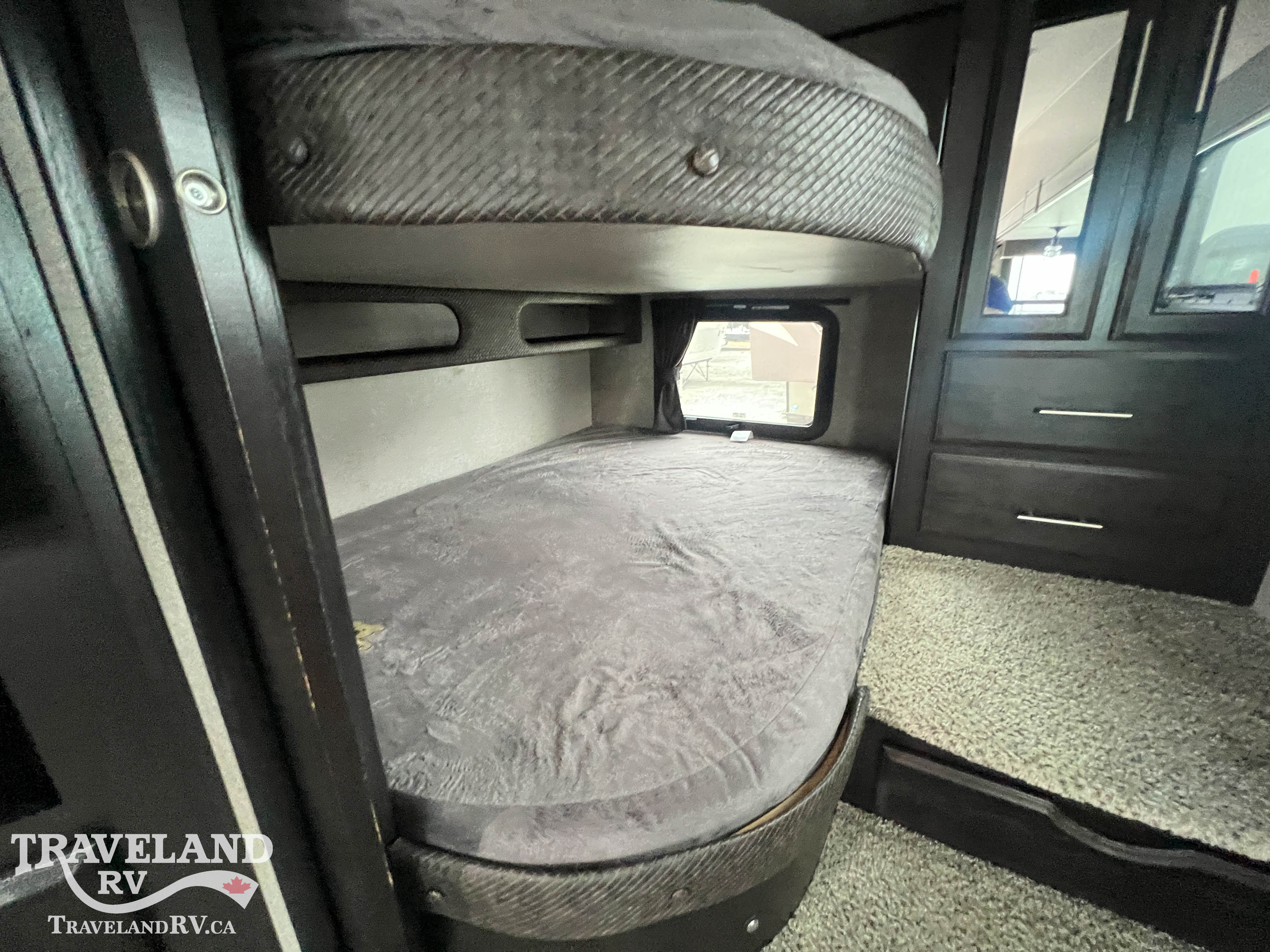 2021 JAYCO EAGLE SL HT 29.5 BHDS - Image 11