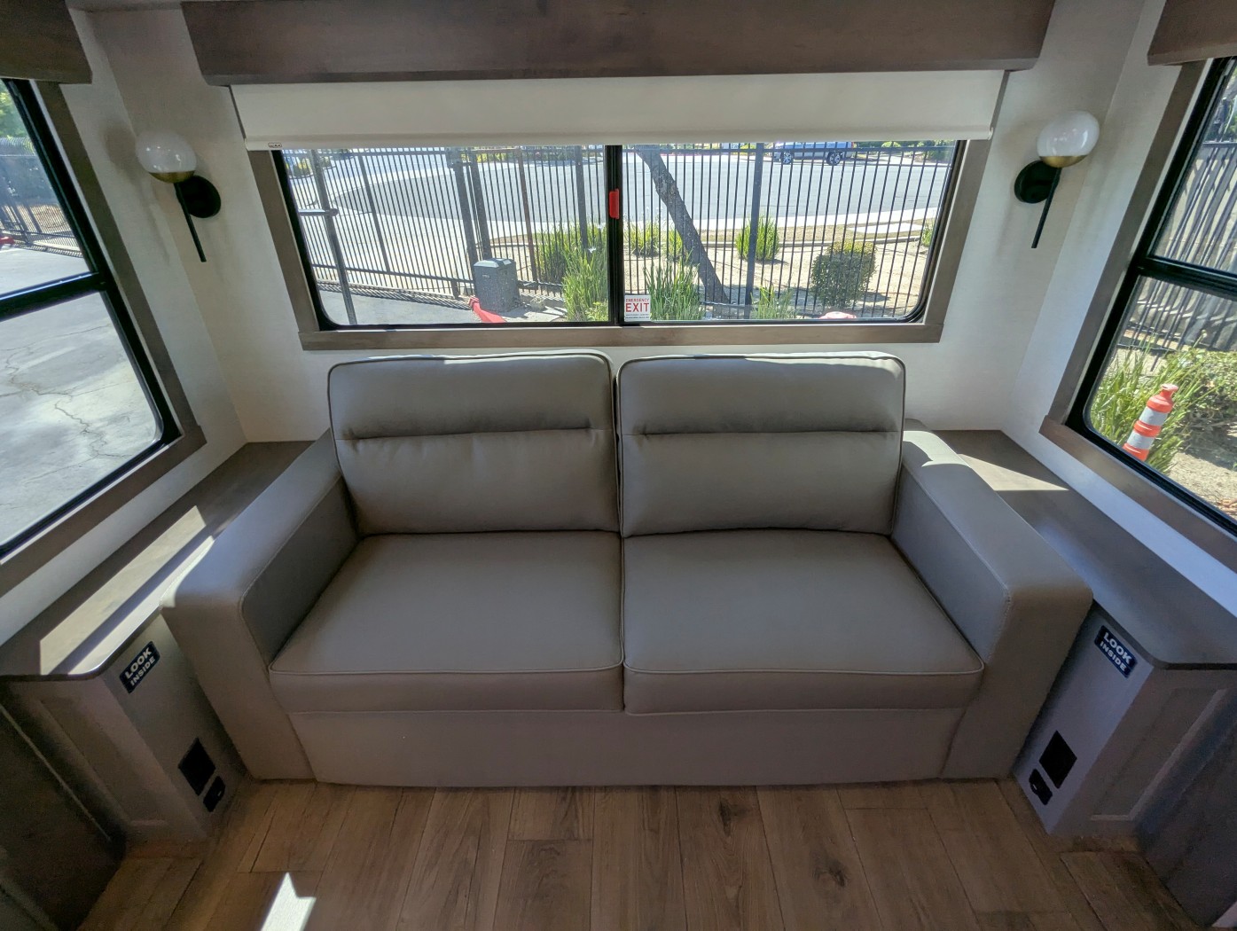 2026 Alliance RV Paradigm 340RL - Image 16