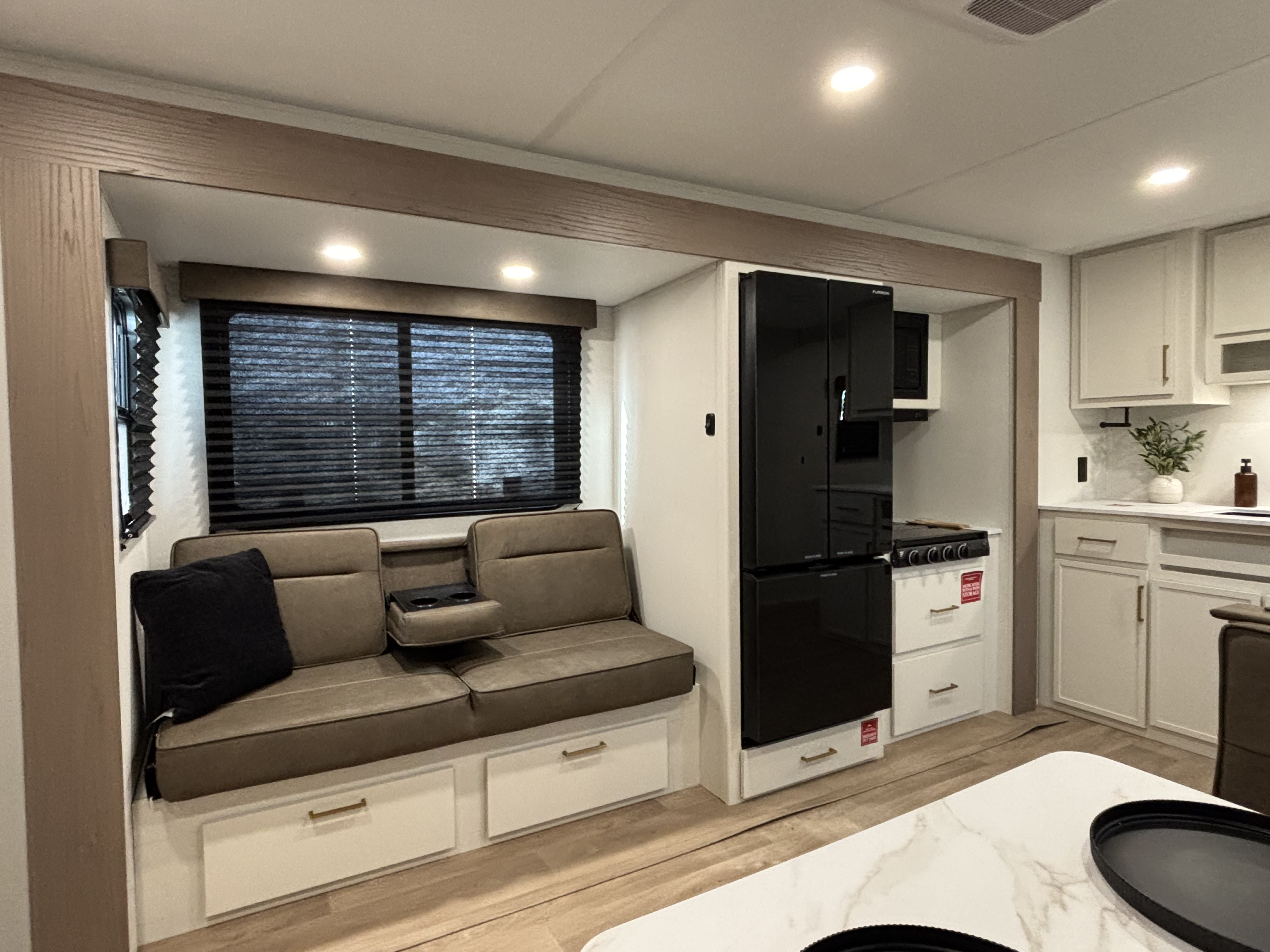2026 Grand Design Transcend XPLOR 26BHX - Image 13