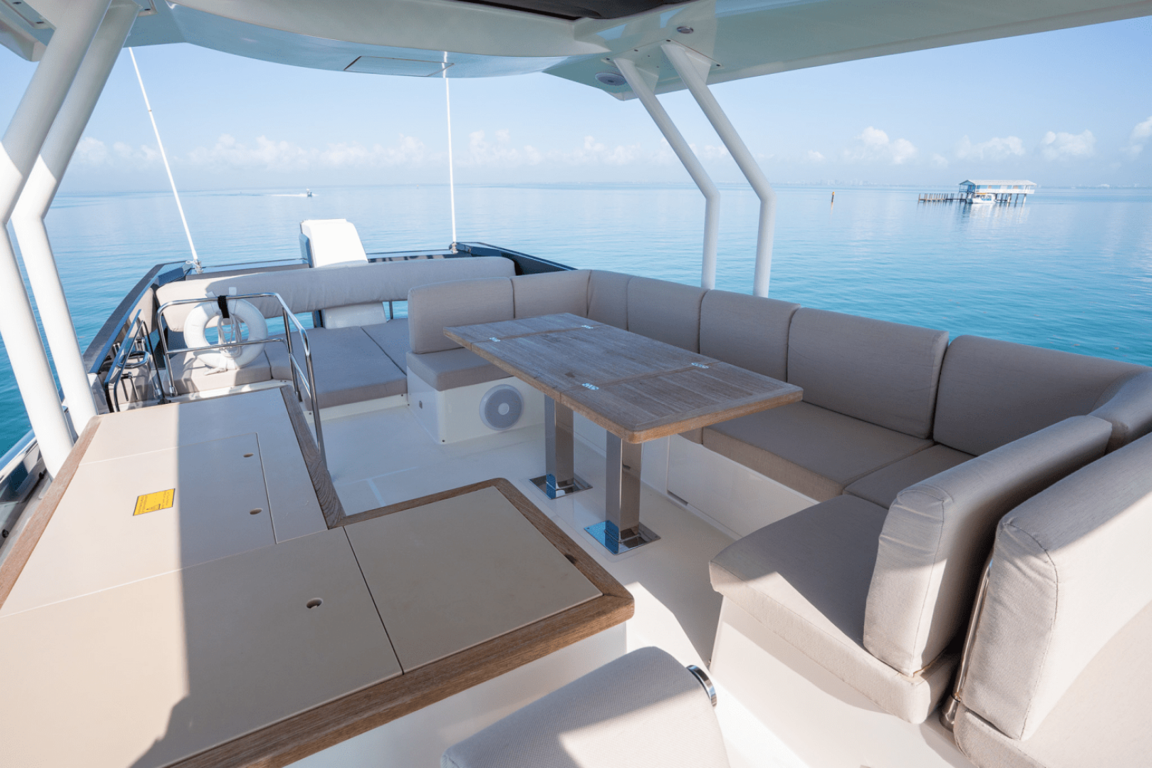 2019 Monte Carlo Yachts MC6 - Image 14