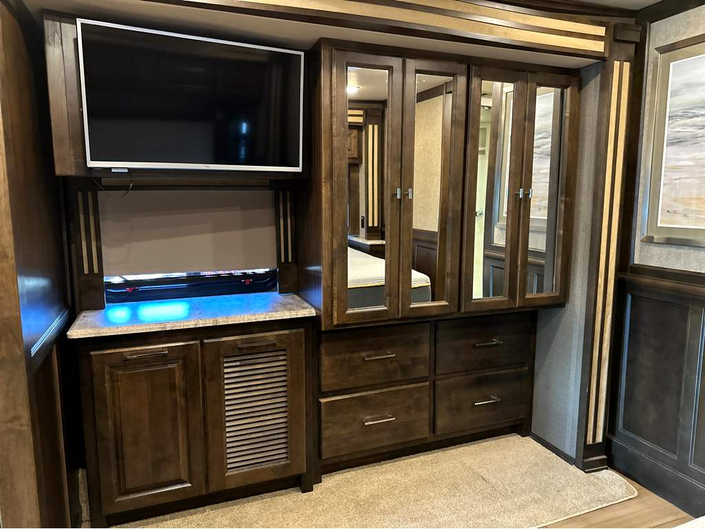 2018 TIFFIN ALLEGRO RED 37BA - Image 20