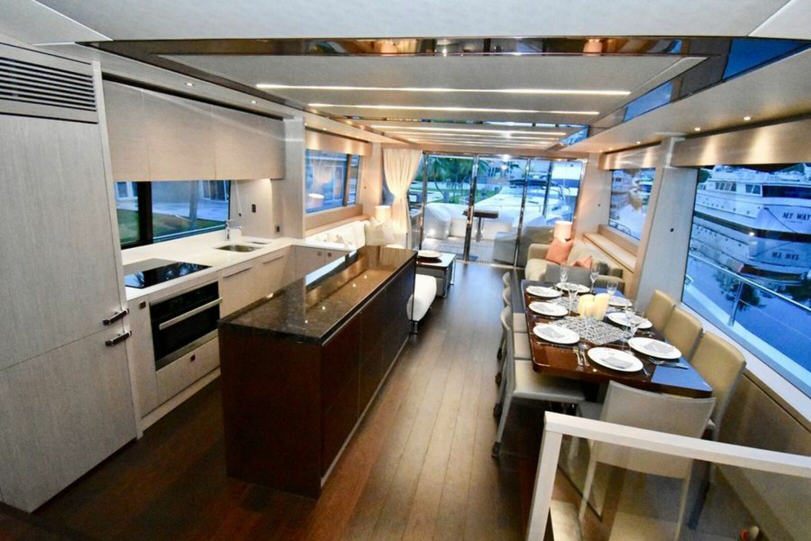 2018 Sunseeker Yacht - Image 4