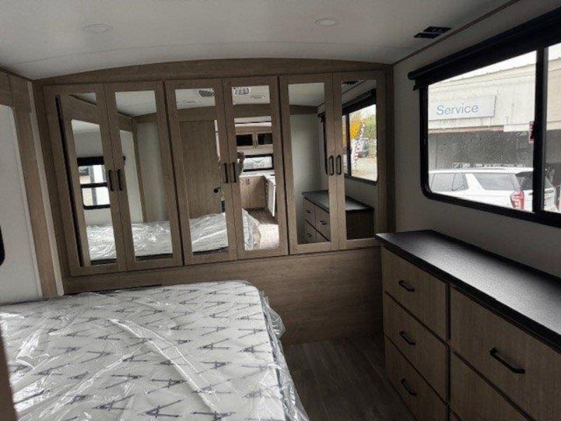 2026 Grand Design Imagine 2700BS - Image 21